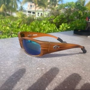 Costa Del Mar Hammerhead 580g green lens woodgrain frame